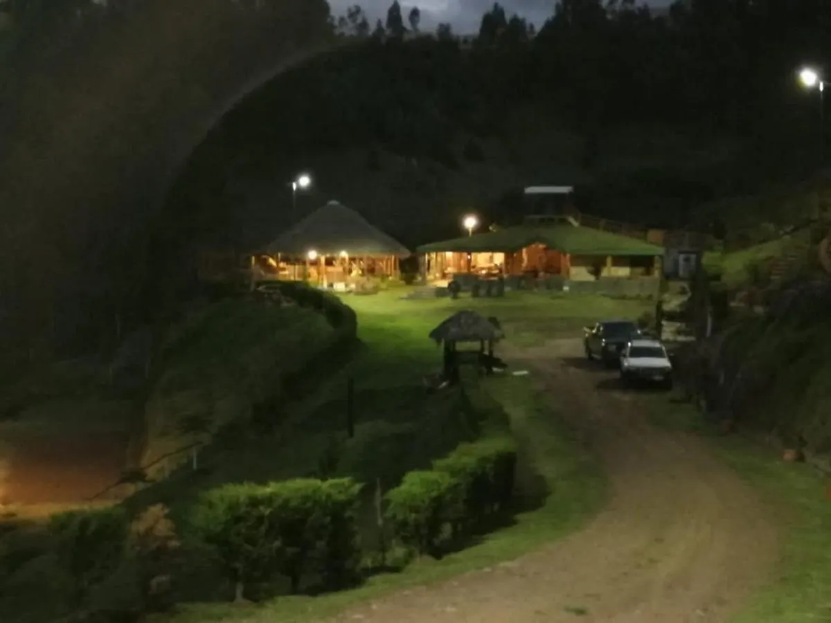 Hacienda Galeria Madrigal Willa Quito